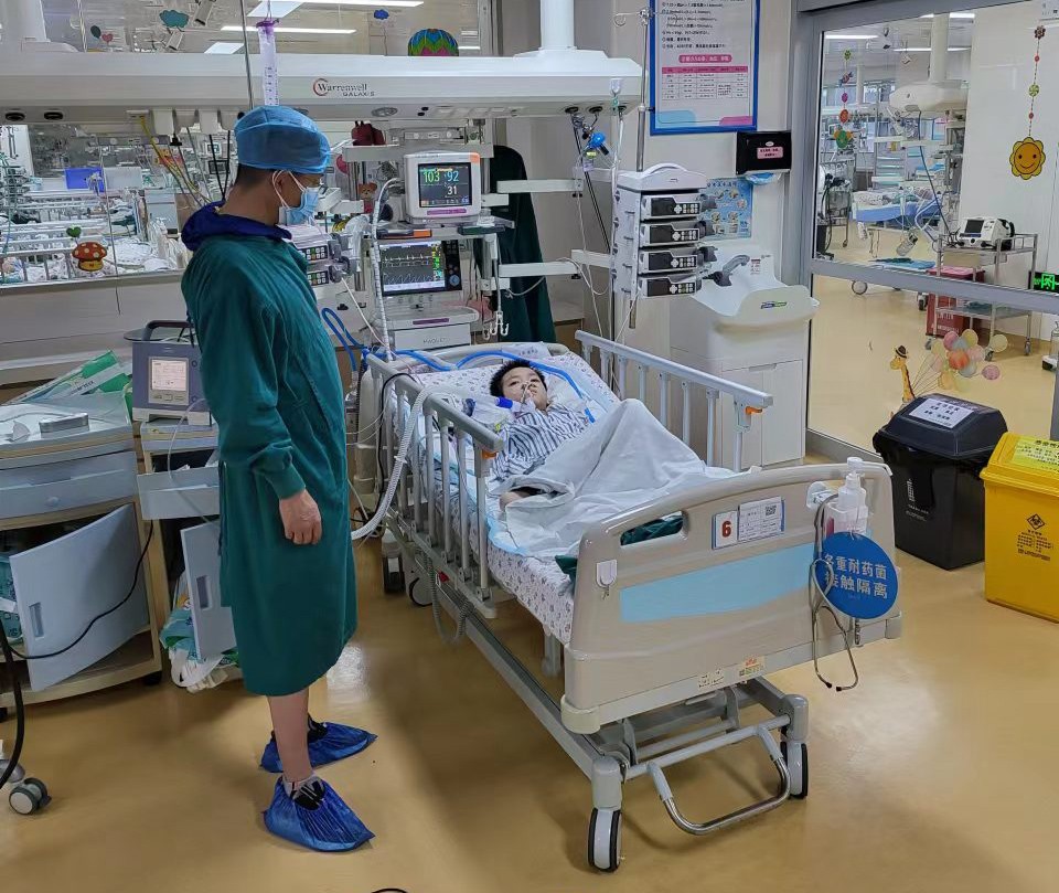 乡宁县跨省救护车出租公司